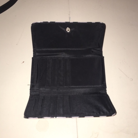 Chevron Wallet - Picture 3 of 5